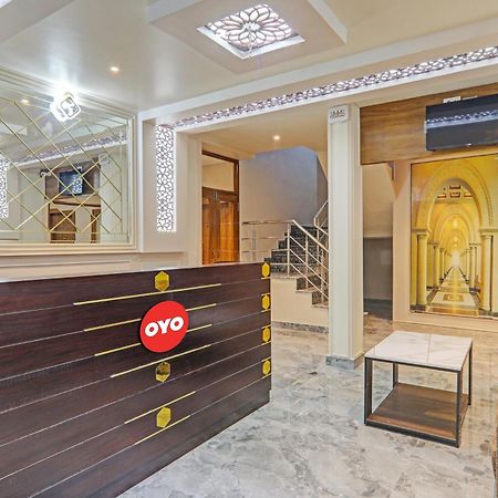 Hotel O Royal Regency Palace โคราฆปุระ ภายนอก รูปภาพ