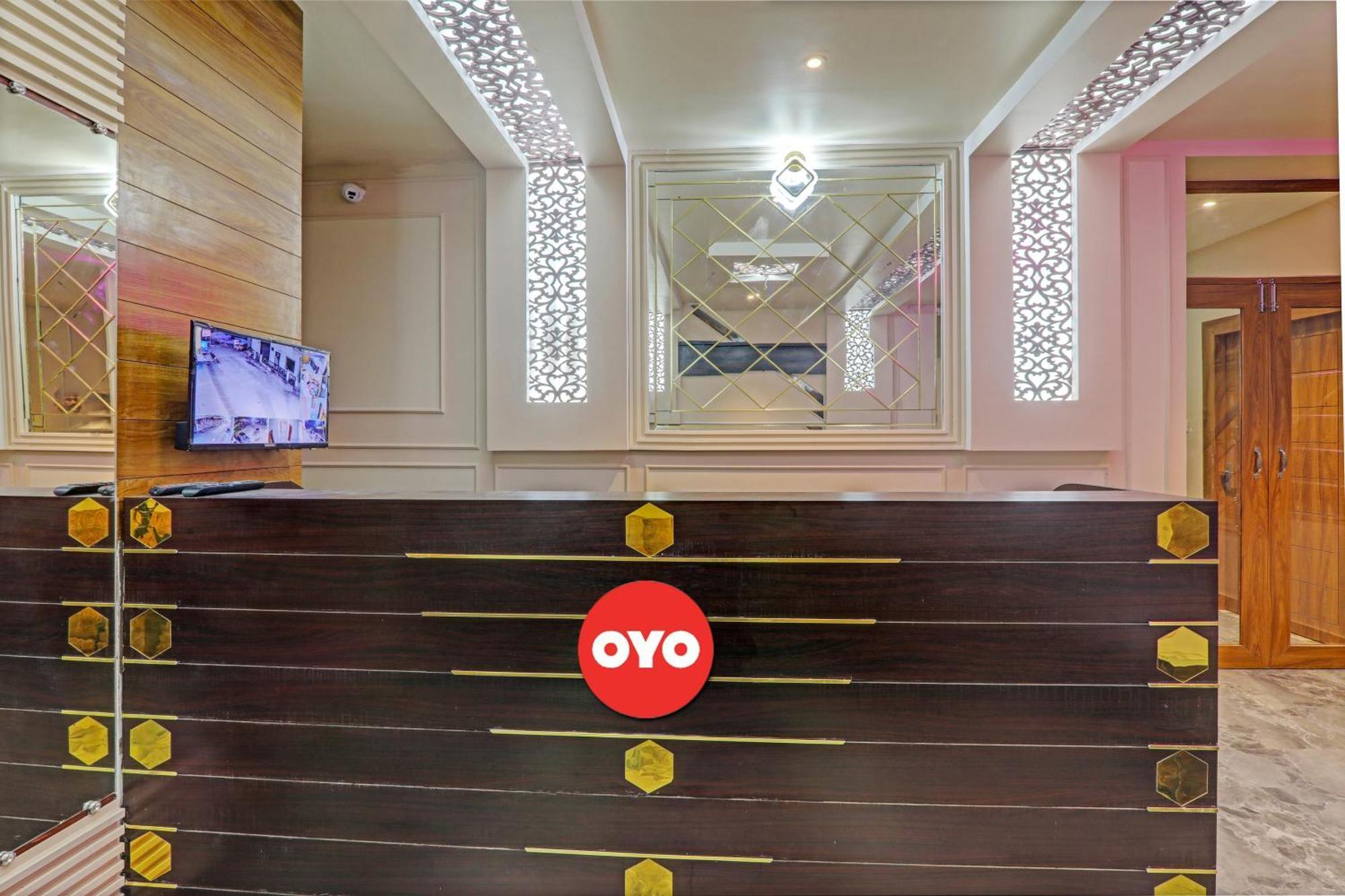 Hotel O Royal Regency Palace โคราฆปุระ ภายนอก รูปภาพ